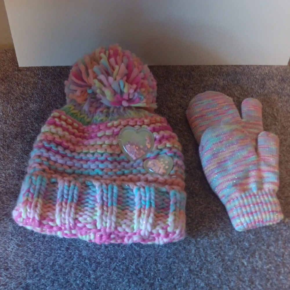 The Childrens Place Multicolor Pom Pom Beanie and Mittens Set Size 6-12 Months